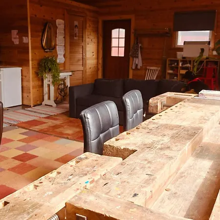 Apartment Bb Polle - With The Horse View Mikkeli