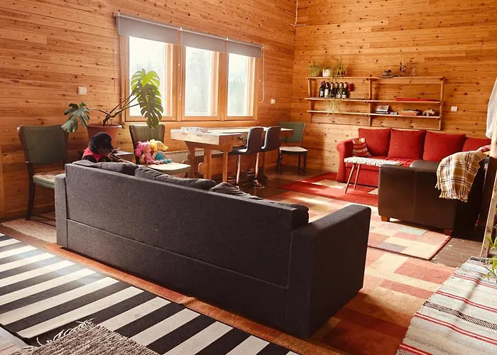 Bb Polle - With The Horse View Mikkeli